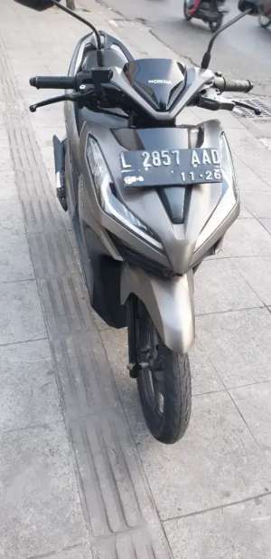 Jual bekas Vario 150 th 2021 mewah pjk hidup,lokasi di Bubutan