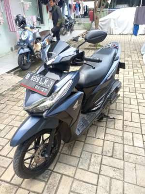 Jual bekas Vario 150cc 2017 awal,lokasi di Kelapa Dua