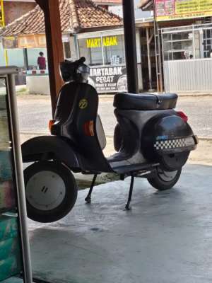 Jual bekas Vespa exclusive 2 93,lokasi di Belitang Jaya