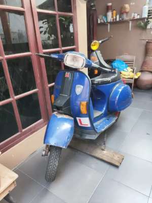 Jual bekas Vespa P150X PX 1983 Siap Pakai,lokasi di Kramat Jati