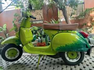 Jual bekas Vespa PS 150 TV Lengkap,lokasi di Babelan