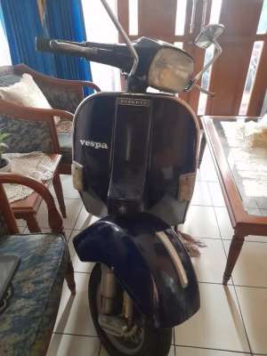 Jual bekas Vespa pxe 150 ss lengkap pajak jalan rawatan,lokasi di Arcamanik