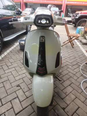 Jual bekas VESPA SPRINT I-GET 2016,lokasi di Pondok Aren