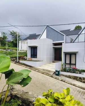 Villa Murah Batu Dekat Wisata Bns View Pegunungan lokasi di Batu, tersedia melalui melalui situs Olx