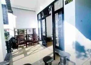 villa panderman hill dekat golden tulip dan ada kolam renangnya lokasi di junrejo, tersedia melalui melalui situs Lamudi