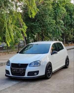 Jual bekas Volkswagen GTI MK V Putih 2008 Full Upgrade Modif Full Spec Simpanan,lokasi di 