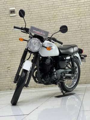 Jual bekas W175 SE Kondisi Super Mulus,lokasi di Lowokwaru