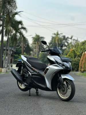 Jual bekas Yamaha All New Aerox Connected Abs 2021,lokasi di Kembangan