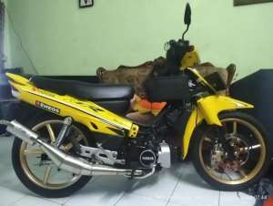 Jual bekas YAMAHA F1ZR 2003,lokasi di Cileungsi