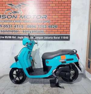 Jual bekas YAMAHA FAZZIO NEO HYBRID KEYLESS 125 TAHUN 2023 ISTIMEWA HIJAU,lokasi di Karang Tengah