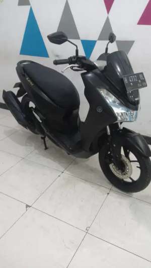 Jual bekas Yamaha LEXI 125 2020 Dp.1jt,lokasi di Semarang Timur