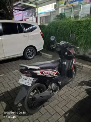 Jual bekas Yamaha Mio j 2012,lokasi di Jati Sampurna