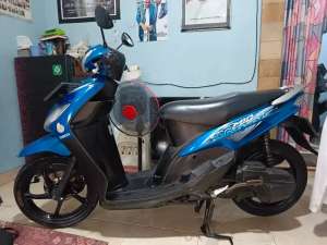 Jual bekas Yamaha mio smile th 2012 5TL std yamaha original ex cw,lokasi di Pasar Minggu