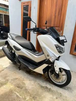Jual bekas YAMAHA NMAX 155 TAHUN 2019 KOMPLIT,lokasi di Andir