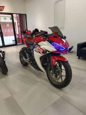 Jual bekas Yamaha R25 tahun 2015 warna Merah R 25 Red Gloss 250 CC Motor Sport,lokasi di Medan Area