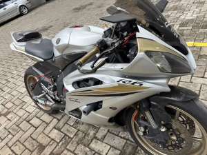 Jual bekas Yamaha R6 2012 anniversary euro spec,lokasi di Tangerang