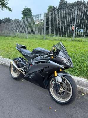 Jual bekas Yamaha R6 2018 Grey Matte,lokasi di Pagedangan