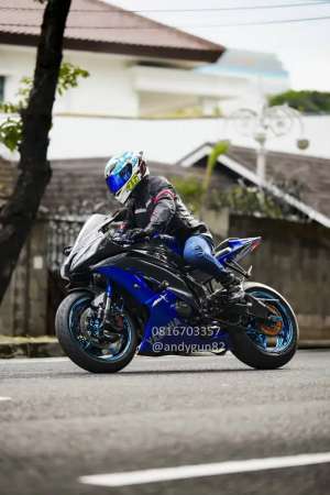 Jual bekas Yamaha R6 Nik 2014 Reg 2021 Full Aksesoris Low KM Like New USER,lokasi di Grogol Petamburan