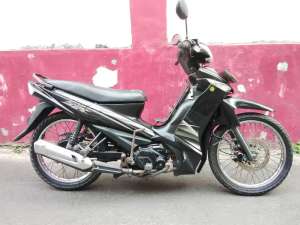 Jual bekas Yamaha Vega ZR 115 full ori KM rendah mulus,lokasi di Cengkareng