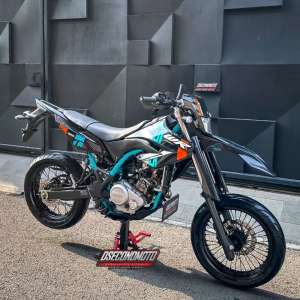 Jual bekas YAMAHA WR 155 2024 MULUS LOW KM 7 RIBUAN TRAIL SUPERMOTO WR155,lokasi di Kelapa Gading