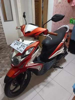 Jual bekas Yamaha Xeon RC 125 FI MERAH PUTIH STATER ON,lokasi di Jagakarsa
