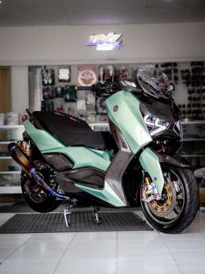 Jual bekas Yamaha Xmax 2024 Fullspec,lokasi di Bumi Serpong Damai