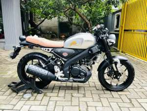 Jual bekas Yamaha xsr 155 2022,lokasi di Ciputat