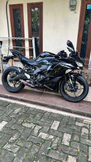 Jual bekas ZX25R ZX25 R NON ABS ISTIMEWA TINGGAL PAKAI,lokasi di Kebon Jeruk