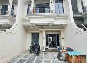 2 lantai mewah lokasi kalimulya cilodong depok lokasi di kalimulya, tersedia melalui melalui situs Lamudi