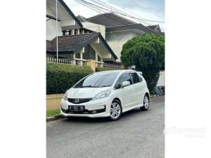 Jual bekas 2012 Honda Jazz 1.5 RS Hatchback,lokasi di Jawa Barat