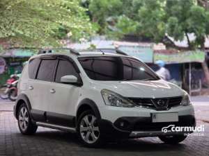 Jual bekas 2013 Nissan Livina 1.5 X-Gear MPV MATIC TERMURAH,lokasi di Jawa Tengah