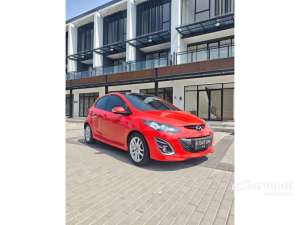 2014 Mazda 2 1.5 RZ Hatchback , tersedia melalui melalui situs Carmudi