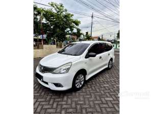 Jual bekas 2014 Nissan Grand Livina 1.5 SV MPV Matic Istimewa,lokasi di Jawa Timur