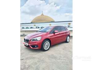 Jual bekas 2015 BMW 218i 1.5 Active Tourer Sport Hatchback,lokasi di Jawa Barat