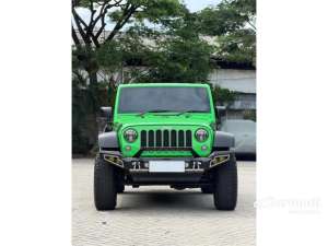 Jual bekas 2015 Jeep Wrangler 3.0 Renegade SUV Faktur 2016 Odo 9 Rbuan TERMURAH,lokasi di DKI Jakarta