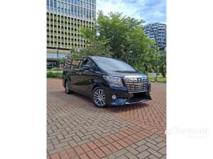 Jual bekas 2015 Toyota Alphard 2.4 G MPV,lokasi di Jawa Tengah