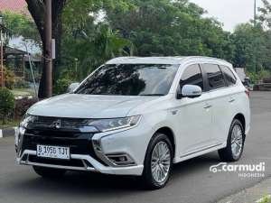 Jual bekas 2019 Mitsubishi Outlander 2.4 PHEV SUV - LOW KM BANGET - Tdp hanya 0jt - TERMURAH,lokasi di DKI Jakarta
