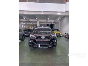 Jual bekas 2020 Toyota Fortuner 2.4 VRZ TRD 4X2 SUV DIESEL KICK SENSOR,lokasi di DKI Jakarta