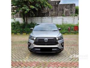 Jual bekas 2022 Toyota Kijang Innova 2.4 Venturer MPV Diesel,lokasi di Jawa Barat