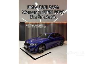 Jual bekas 2023 BMW 330i 2.0 M Sport Pro Sedan,lokasi di DKI Jakarta