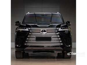 Jual bekas 2023 Lexus LX 600 3.4 SUV 7 Seater Black On Black,lokasi di DKI Jakarta