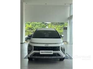 Jual bekas 2025 Hyundai Stargazer 1.5 Essential Tech MPV,lokasi di Banten