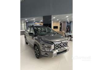 Jual bekas 2025 Mitsubishi Xpander Cross 1.5 Premium Green Bronze Metallic Two Tone MPV,lokasi di Jawa Barat