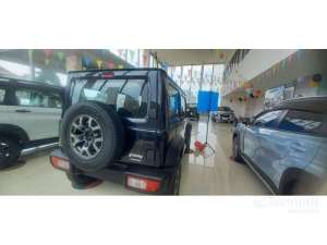 Jual bekas 2025 Suzuki Jimny 1.5 3 Door 1 Tone SUV Diskon 20juta cash bertahap,lokasi di DKI Jakarta