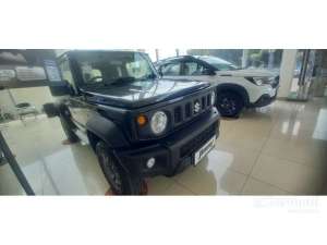 Jual bekas 2025 Suzuki Jimny 1.5 3 Door 1 Tone SUV diskon 20juta cash bertahap Bunga 0 persen,lokasi di DKI Jakarta