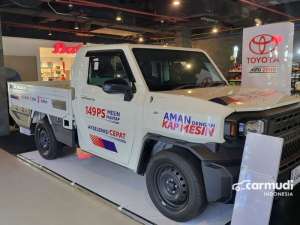 Jual bekas 2025 Toyota Hilux Rangga 2,0 Standard Flat Deck 3 Way Pickup Harga Termurah Call Me,lokasi di Banten