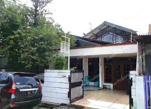 3,95jtmRumah Murah Ngagel Surabaya lokasi di ",
          price: `950000000`,
          currency: `IDR`
    };


    let pageData = {
        viewPhoneModalField: , tersedia melalui melalui situs Lamudi