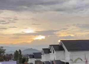 480jtaan Cimahi Utara lokasi di ",
          price: `485350000`,
          currency: `IDR`
    };


    let pageData = {
        viewPhoneModalField: , tersedia melalui melalui situs Lamudi