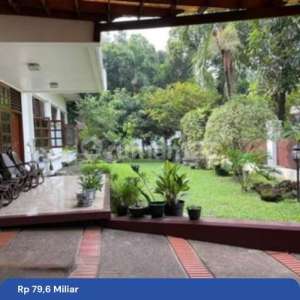 5 Bedroom Rumah Terawat Lokasi Prime Area Menteng , tersedia melalui melalui situs Rumah123