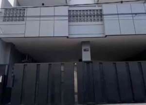 ADI DIJUAL RUMAH KOST DI PONDOK TJANDRA CLUSTER PALEM lokasi di ",
          price: `6500000000`,
          currency: `IDR`
    };


    let pageData = {
        viewPhoneModalField: , tersedia melalui melalui situs Lamudi